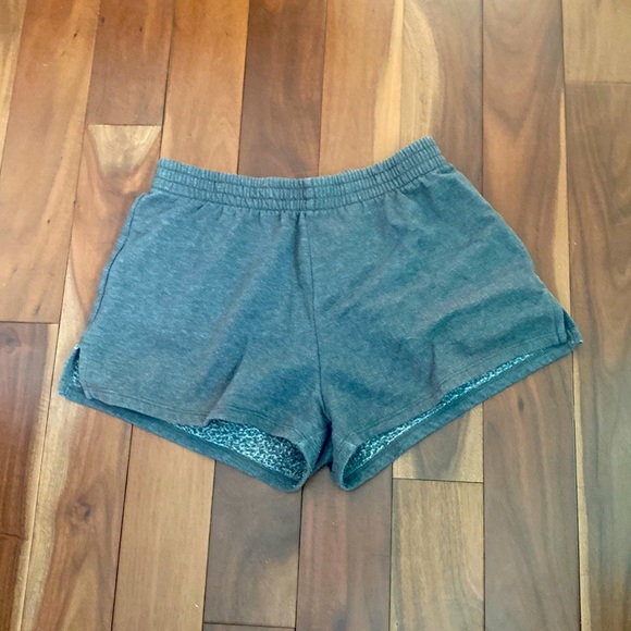 sweat shorts - Picture 1 of 1
